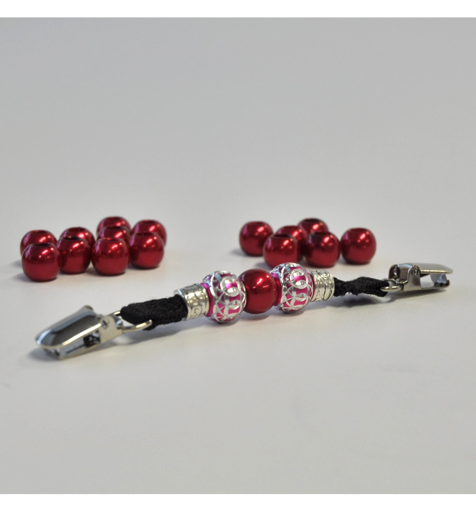 Helmikoristeinen pidike